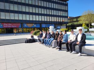 unsere-auszubildenen-im-museum-2026